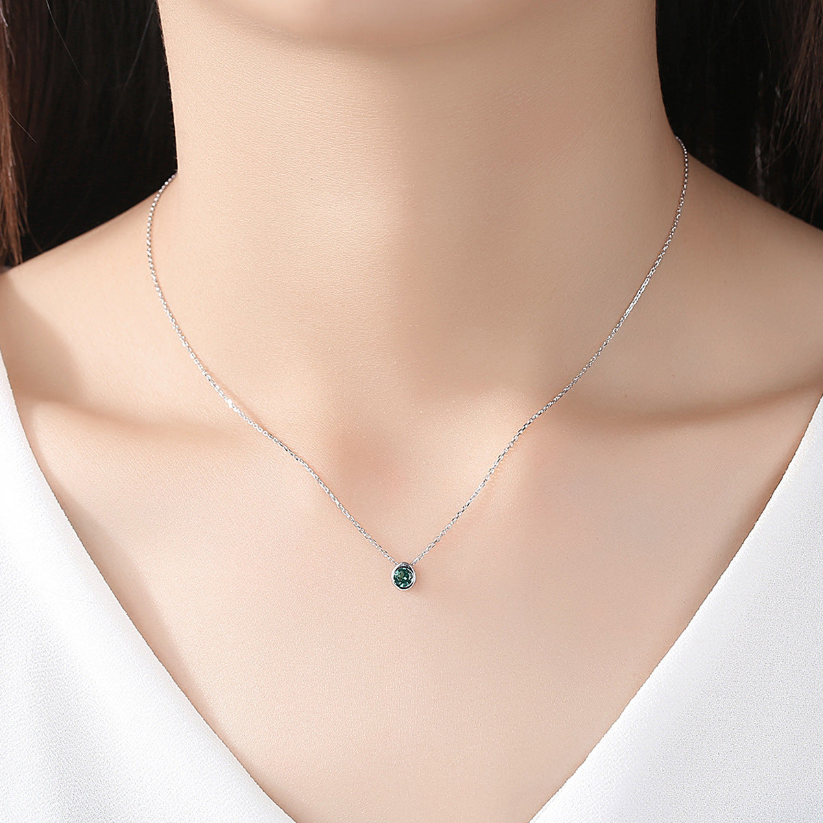 Gemstonely-Elegant S925 Sterling Silver Simulate Emerald/Ruby/Cubic Zirconia Pendant Necklace -  Simple and Stylish Jewelry