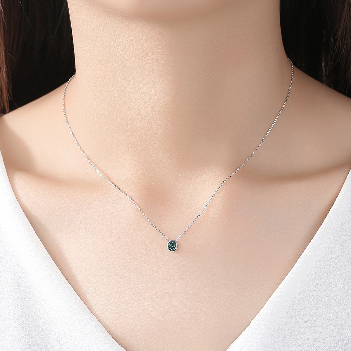 Gemstonely-Elegant S925 Sterling Silver Simulate Emerald/Ruby/Cubic Zirconia Pendant Necklace - Simple and Stylish Jewelry