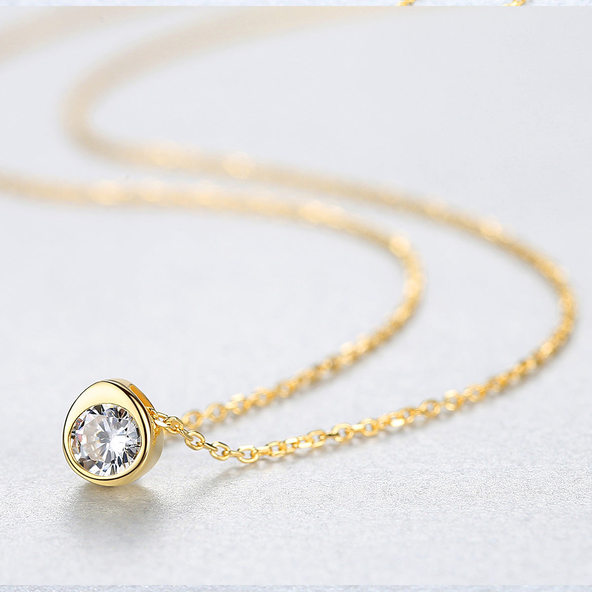 Gemstonely-Elegant S925 Sterling Silver Simulate Emerald/Ruby/Cubic Zirconia Pendant Necklace - Simple and Stylish Jewelry